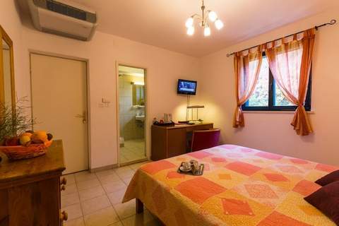 Castelletto - Standard Twin Room with Airport Transfer - Ferienunterkunft in Cavtat (2 Personen)