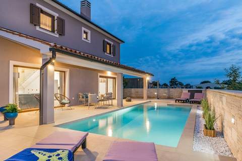 Villa Roma - Ferienunterkunft in Pula (6 Personen)