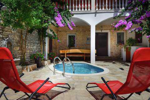 Apartment Medulin - Ferienunterkunft in Medulin (5 Personen)