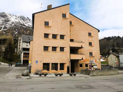 Ferienwohnung Ein-Zimmer-Wohnung 'Claudia' in San Bernardino im Zentrum