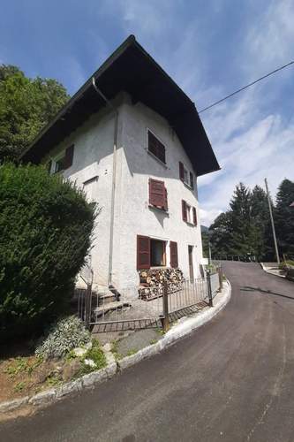 Ferienhaus 'Cà da Rör' mit Bergblick