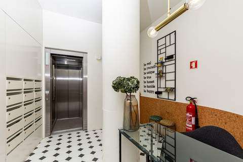 Iconic Nightlife Studio 304 - Ferienunterkunft in Porto (2 Personen)