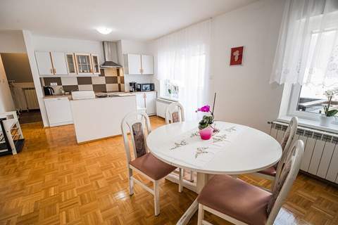 Mountain View Haven Apartments - One Bedroom Apartment with Balcony - Ferienunterkunft in Bovec (4 Personen)