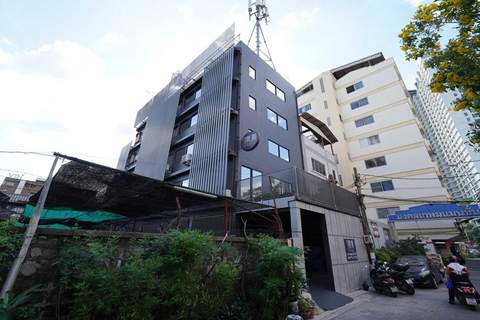 Elegant Standard Double Heart of Huaikwang - Ferienunterkunft in Bangkok (2 Personen)