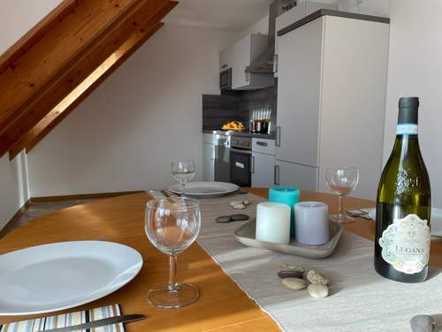 Ferienwohnung Einladende Obergschosswohnung mit sonnigem Balkon