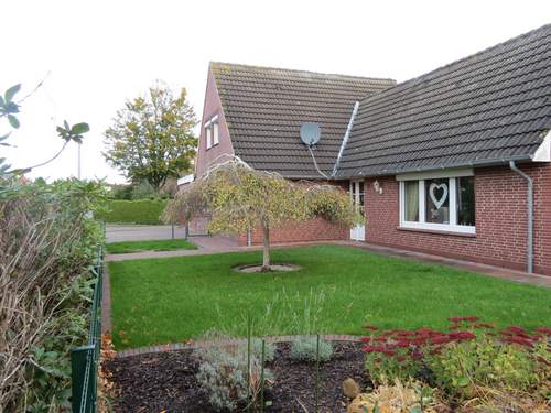 Ferienhaus in Norden mit Großer Terrasse