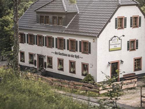 Ferienhaus Haus für 22 Personen mit Außensauna und HotTub