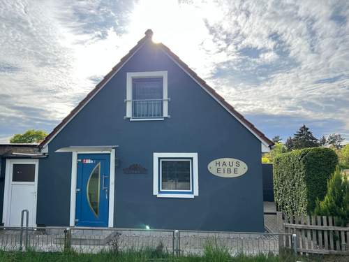 Ferienhaus Gemütliches Ferienhaus mit eigener Terrasse