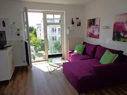 Ferienwohnung mit Balkon in Strandnähe