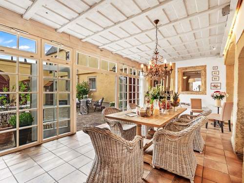 Ferienhaus Villa mit Garten, Grill und Terrasse