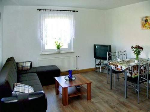 Ferienwohnung Schöne Ferienwohnung mit Garten und Grill