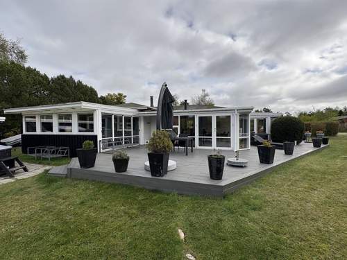 Ferienhaus Haralde - 1.4km from the sea