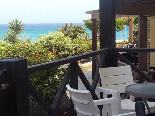 Ferienwohnung Moderne Ferienwohnung Casavovo mit Terrasse