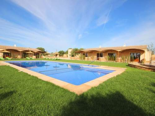 Ferienwohnung in Campos mit Grill und Garten