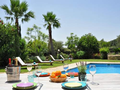 Ferienhaus Villa Vista Verde mit Pool und Garten