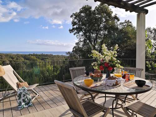 Ferienhaus Villa Belle Vue, direkt am Meer, 1-2 Haustiere erlaubt