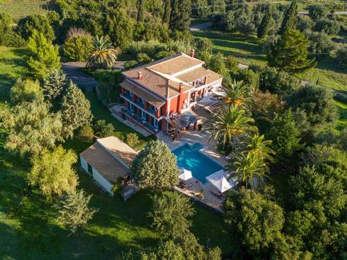Ferienhaus Ferienvilla Villa kerkyra mit eigenem Pool
