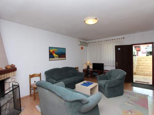 Ferienwohnung Nette Ferienwohnung in Rovinj mit Offenem Kamin