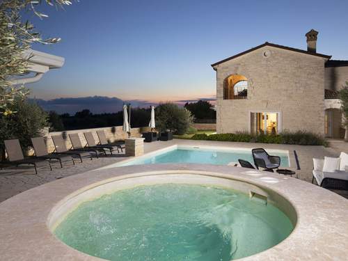 Ferienhaus Villa Piccolo Paradiso mit beheiztem Pool