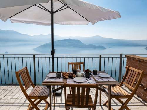 Ferienwohnung Cherubino 2, Dreizimmerwohnung mit Pool und Terrasse