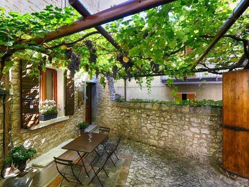 Ferienwohnung Wohnung Taverne