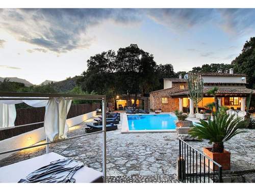 Ferienhaus Spektakuläre neu renovierte Villa in Pollensa