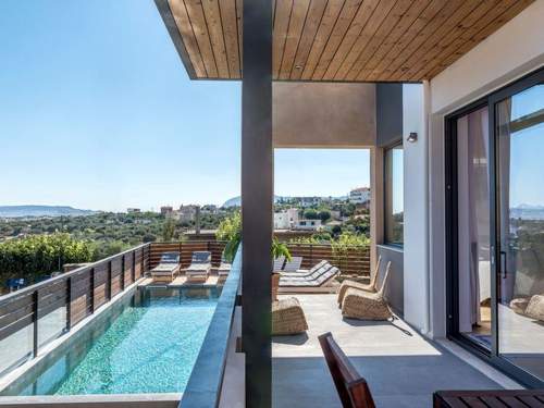 Ferienhaus Ferienvilla mit beheiztem Pool und schöner Aussicht