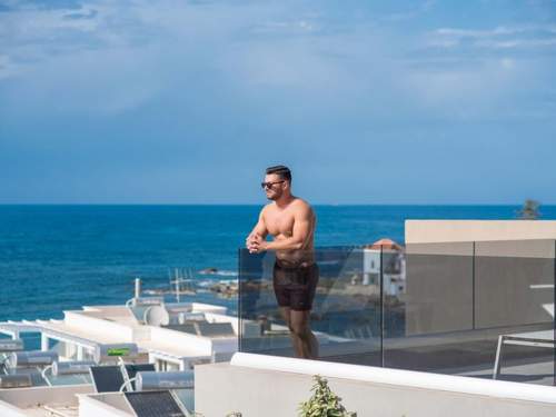 Ferienhaus Villa Solis -100m zum Meer und ''Free'' Beheizter Pool