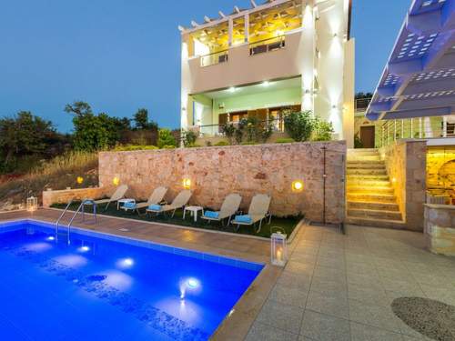 Ferienhaus Villa Kampos mit eigenem Pool