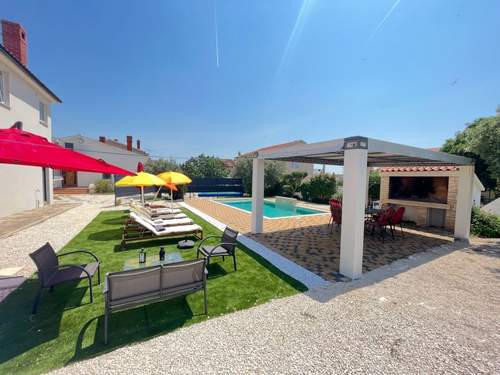 Ferienhaus mit privatem beheiztem Schwimmbad