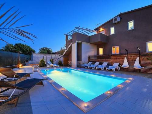 Ferienhaus Ferienvilla 'Villa Nikolina' mit privatem Pool
