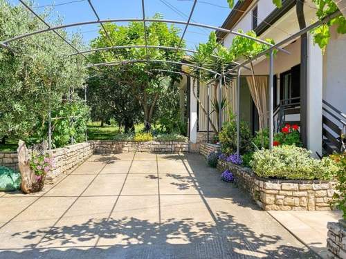 Ferienwohnung Strandnahes Ferienappartement Pjerina