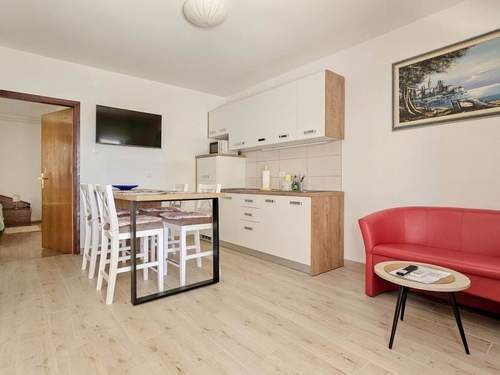 Ferienwohnung Maja 3 mit Terrasse