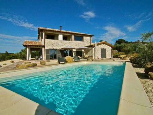 Ferienhaus Traumhaftes Anwesen mit Schwimmbad in Meernähe