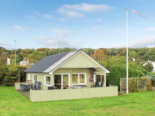 Ferienhaus Lilibeth - 300m from the sea