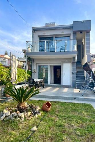 Ferienhaus Beachfront Garden Villa