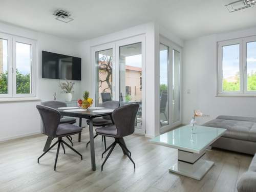 Ferienwohnung MA Premantura Luxus Apartment Nr. 2 mit Meerblick und Parkplatz für 2+2 Persone