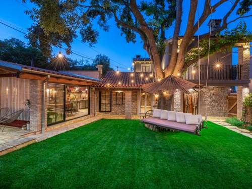 Ferienhaus Rustic cozy house Pupy mit private pool und kino