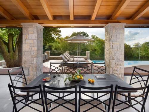 Ferienhaus Wunderschöne Ferienvilla Vlastelini