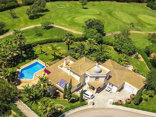 Ferienhaus Luxuriöse Villa - Privater Pool und schöner Garten