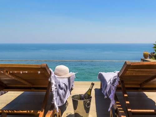 Ferienhaus Villa Battiato - Haus n Pool