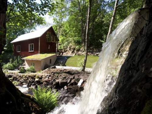 Ferienhaus direkt am See gelegen