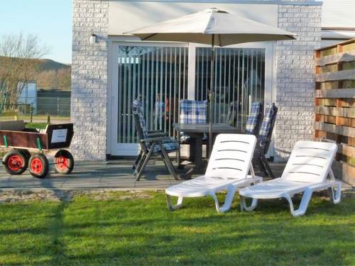 Ferienhaus Ferienbungalow Abbes mit Garten und Terrasse