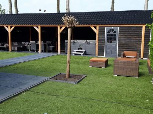 Ferienhaus mit Whirlpool