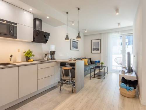 Ferienwohnung Lichtdurchflutete Ferienwohnung Bianco am Meer