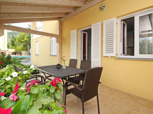 Ferienwohnung Tolles Appartement in Baška mit Eigener Terrasse