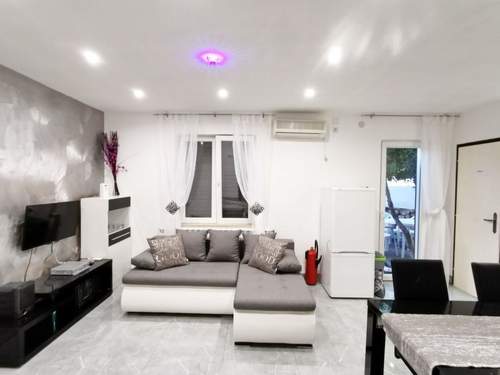 Ferienwohnung Charmante Ferienwohnung in Baška mit Eigener Terrasse