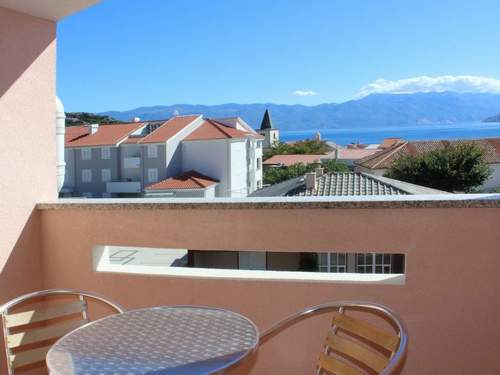 Ferienwohnung Charmantes Appartement in Baška mit Eigenem Balkon