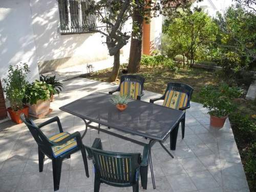 Ferienwohnung Wohnung für 4 Personen, 100m vom Strand entfernt