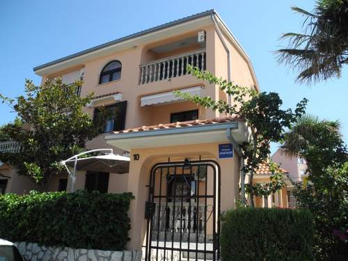 Ferienwohnung Wohnung in Crikvenica mit Grill und Terrasse